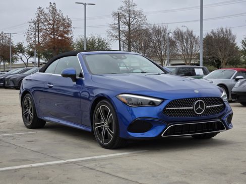 Used 2024 Mercedes-Benz CLE 300 4MATIC Cabriolet image 9