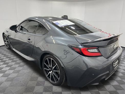 Used 2023 Toyota GR86 w/ ALL Weather Mat Package (TMS) RWD image 5