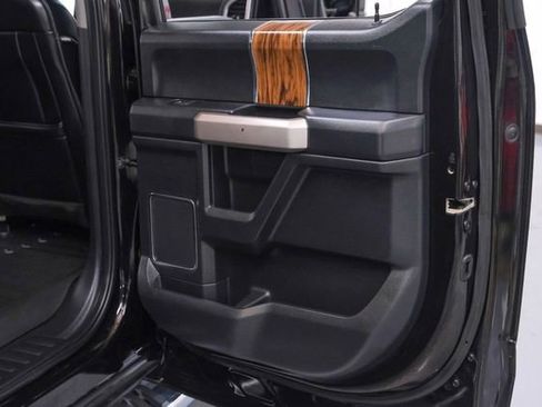 Used 2019 Ford F150 Lariat image 43