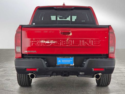 Used 2025 Honda Ridgeline RTL image 4