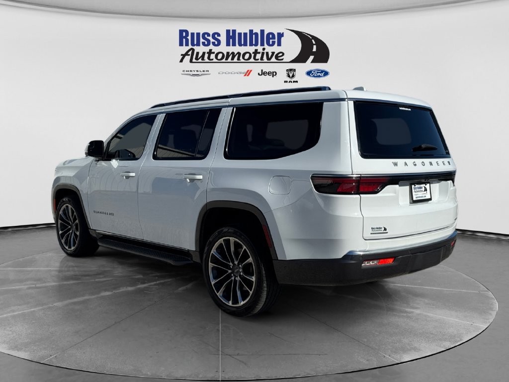 Used 2022 Jeep Wagoneer Series II w/ Convenience Group I AWD/4WD image 3