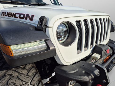 Used 2022 Jeep Wrangler Rubicon w/ LED Lighting Group AWD/4WD image 31