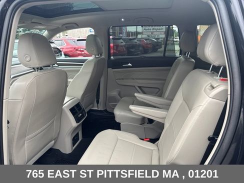 Used 2023 Volkswagen Atlas SEL AWD/4WD image 19