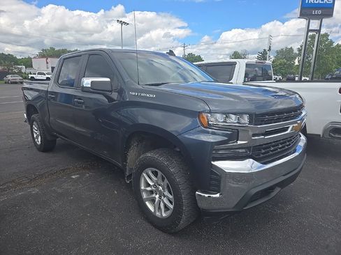 Used 2019 Chevrolet Silverado 1500 LT w/ All-Star Edition AWD/4WD image 3
