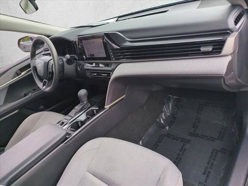 Used 2025 Toyota Camry LE FWD image 21