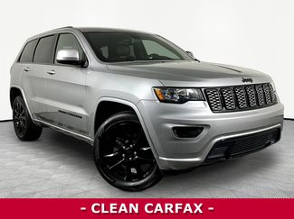 Used 2018 Jeep Grand Cherokee Altitude AWD/4WD video 3