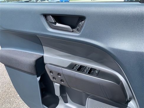 New 2025 Ford Maverick XL w/ Equipment Group 102A image 20