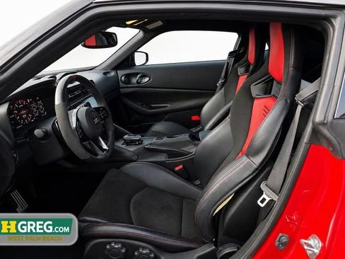 Used 2025 Nissan Z NISMO w/ Floor Mat Package RWD image 10