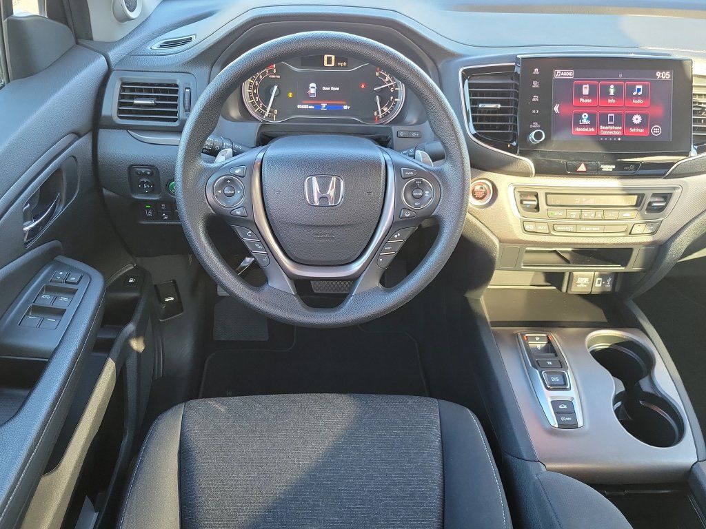 Certified 2023 Honda Ridgeline Sport image 18