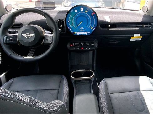 Used 2025 MINI Cooper S FWD image 16