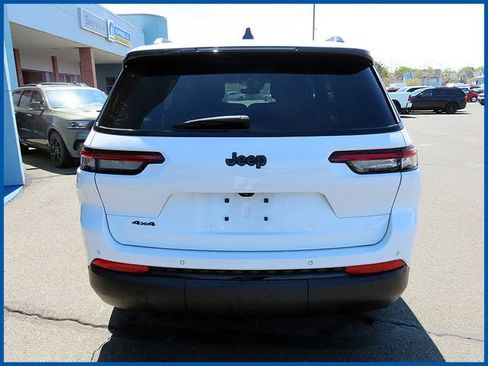 Used 2023 Jeep Grand Cherokee L Laredo AWD/4WD image 6