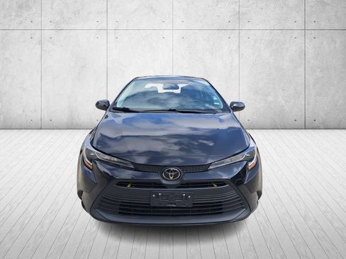 Used 2023 Toyota Corolla LE FWD image 8