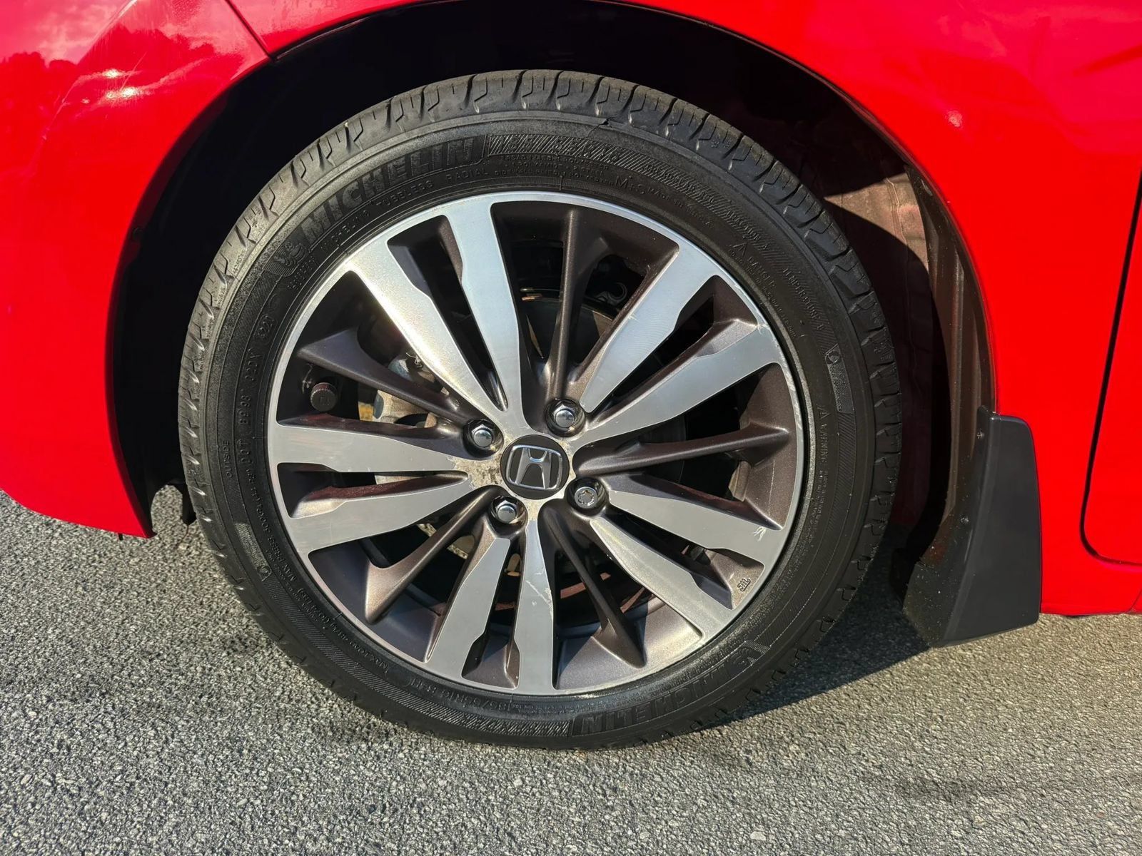 Used 2016 Honda Fit EX image 34