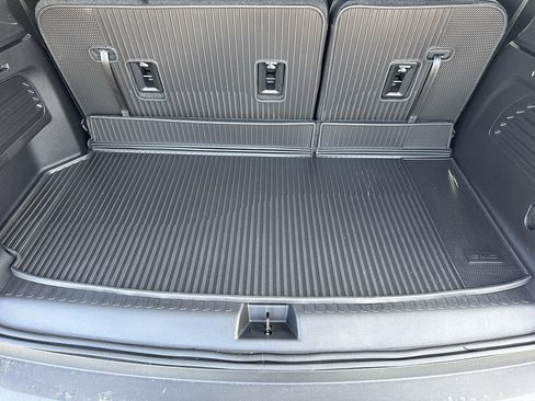 New 2027 GMC Acadia Elevation w/ Elevation Premium Package FWD image 27
