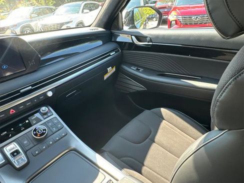 New 2025 Hyundai Palisade Calligraphy image 21