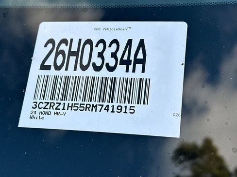 Used 2024 Honda HR-V Sport image 9