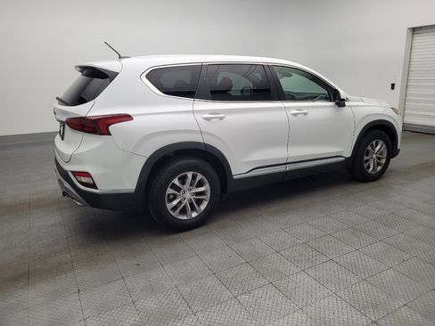 Used 2019 Hyundai Santa Fe SE image 10