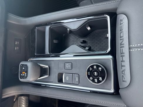 New 2026 Nissan Pathfinder SV AWD/4WD image 27