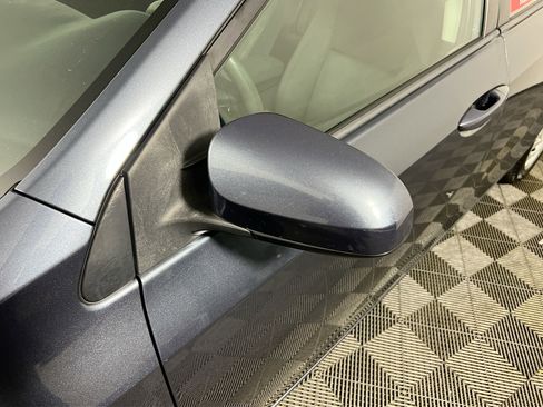 Used 2019 Toyota Corolla LE image 12