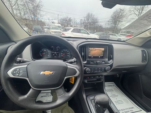 Used 2020 Chevrolet Colorado W/T w/ WT Convenience Package image 31