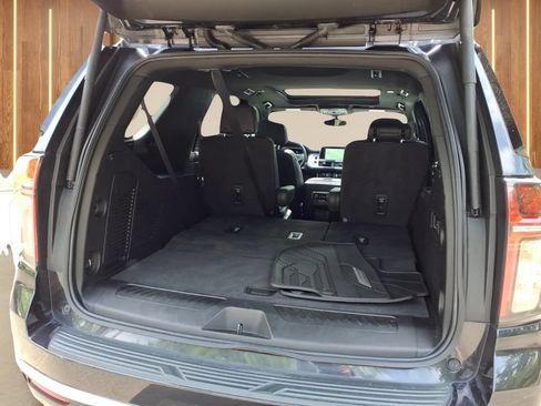 Certified 2022 Chevrolet Tahoe LT w/ LT Signature Plus Package AWD/4WD image 34
