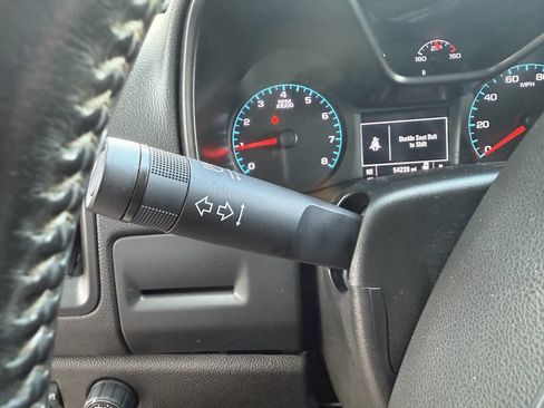 Used 2022 Chevrolet Colorado LT w/ Fleet Safety Package image 27