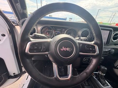 Used 2023 Jeep Wrangler Unlimited Sahara w/ Cold Weather Group AWD/4WD image 22