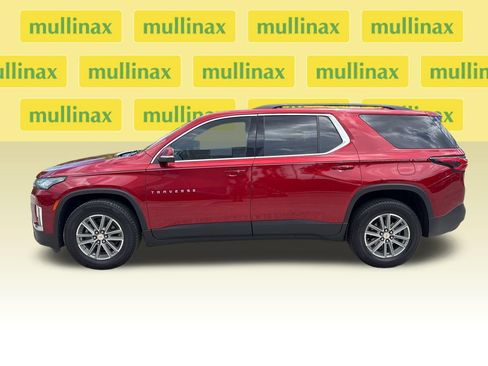 Used 2022 Chevrolet Traverse LT FWD image 12