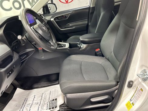 Used 2024 Toyota RAV4 LE image 23