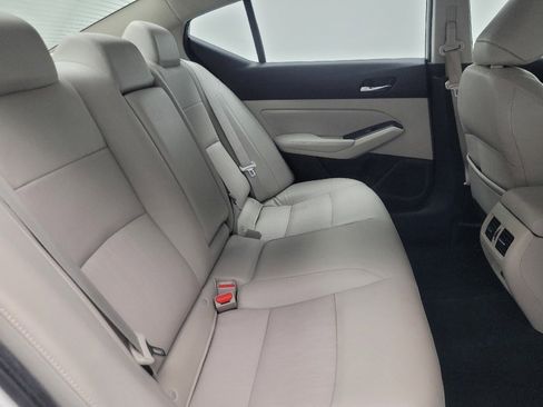 Used 2019 Nissan Altima 2.5 Platinum image 19