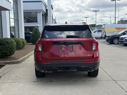 Used 2023 Ford Explorer ST-Line w/ Class IV Trailer Tow Package AWD/4WD image 10