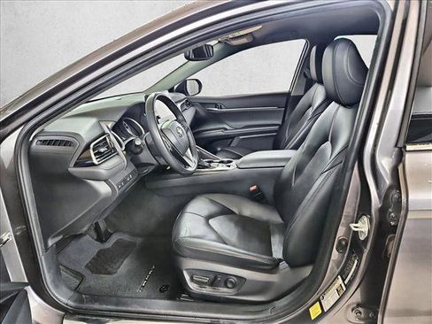 Used 2024 Toyota Camry XLE FWD image 15
