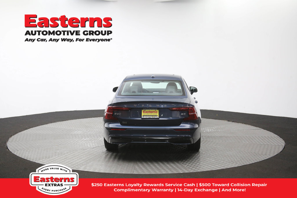 Used 2024 Volvo S60 B5 Core FWD image 37