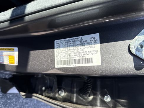 Certified 2025 Honda Pilot EX-L image 34