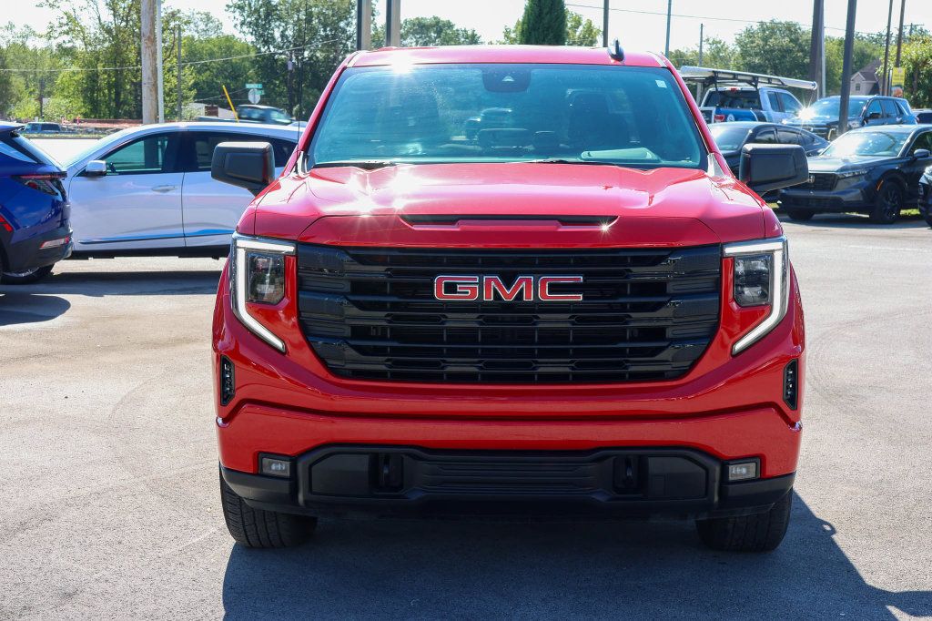 Used 2022 GMC Sierra 1500 Elevation AWD/4WD image 2