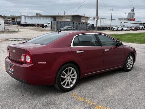 Used 2009 Chevrolet Malibu LTZ FWD image 5