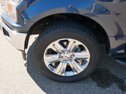 Certified 2020 Ford F150 XLT w/ Equipment Group 302A Luxury AWD/4WD image 15