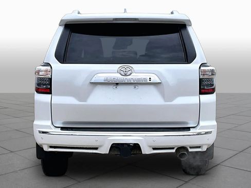 Used 2024 Toyota 4Runner Limited AWD/4WD image 5