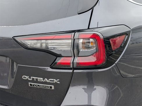Used 2025 Subaru Outback Touring w/ Popular Package #2 image 17