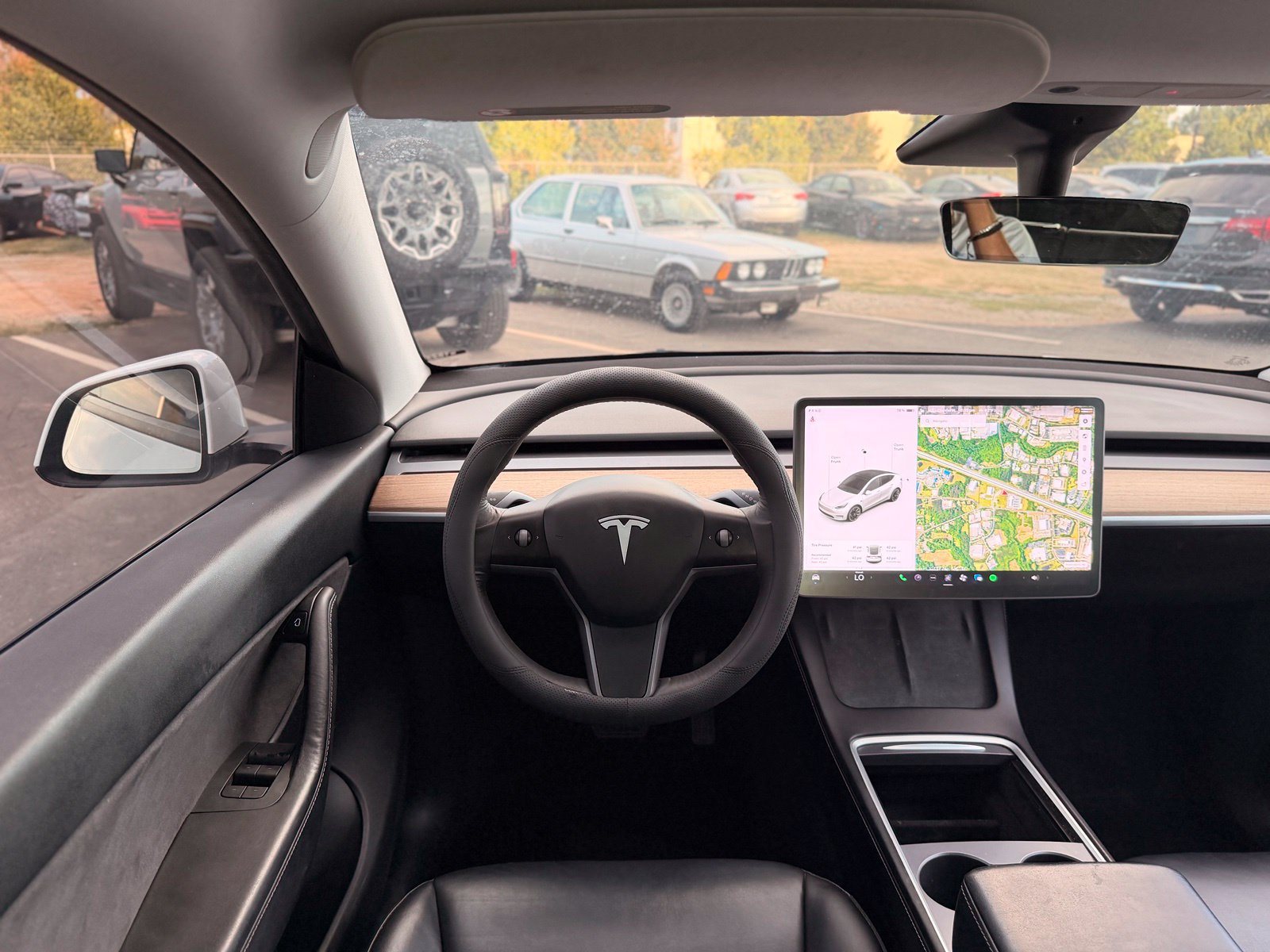 Used 2021 Tesla Model Y Long Range AWD/4WD image 26