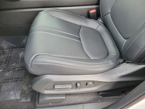 New 2026 Honda Pilot Touring image 10