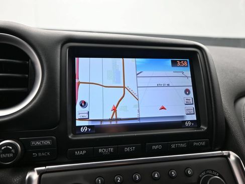Used 2011 Nissan GT-R Premium AWD/4WD image 14