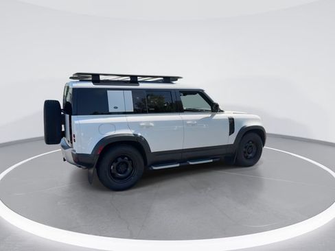 Used 2023 Land Rover Defender 110 S AWD/4WD image 8