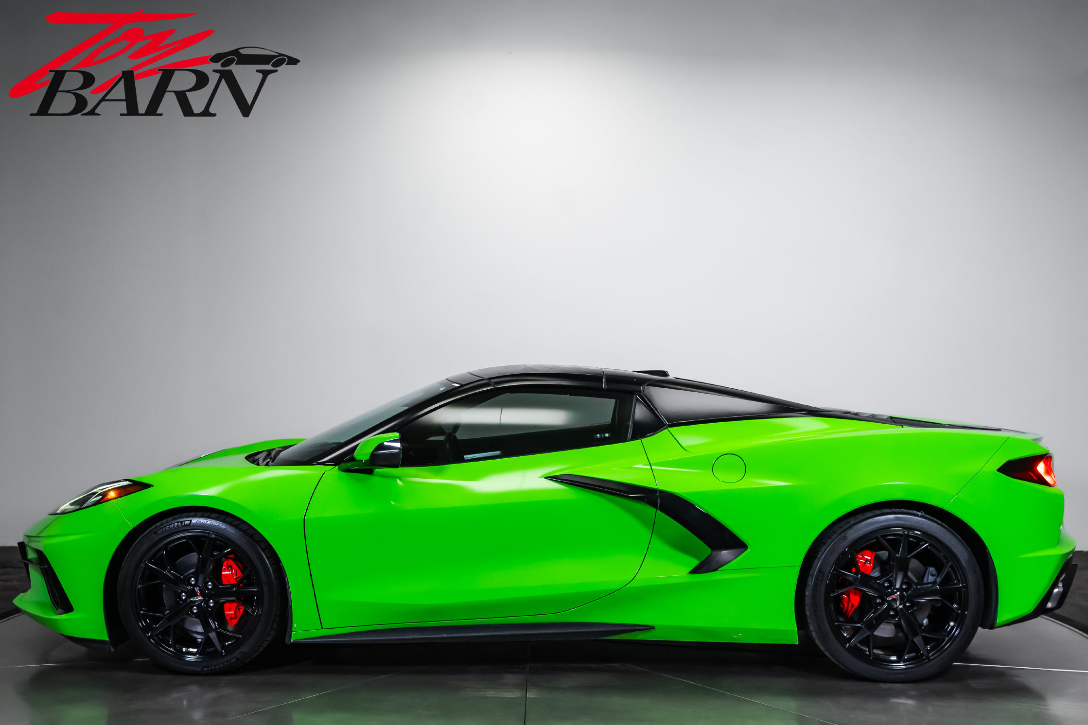 Used 2022 Chevrolet Corvette Stingray Preferred Conv w/ 2LT RWD image 2