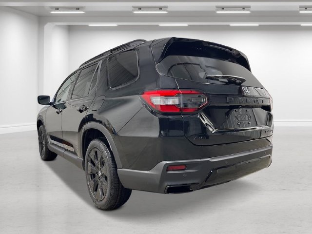 New 2026 Honda Pilot Black Edition image 3