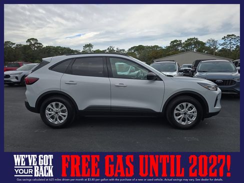 New 2026 Ford Escape Active w/ Active Premium Tech Pack FWD image 3