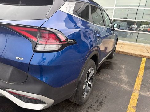 Used 2025 Kia Sportage EX w/ Premium Package AWD/4WD image 7