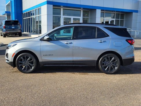 Used 2023 Chevrolet Equinox RS w/ LPO, Floor Liner Package image 2