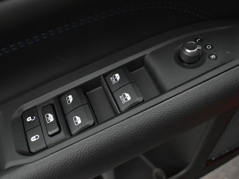 New 2026 Jeep Compass Latitude AWD/4WD image 13