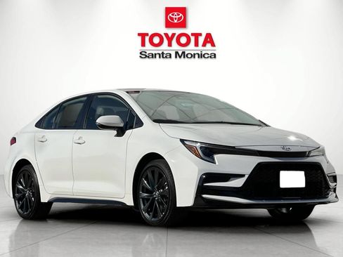 New 2026 Toyota Corolla SE FWD image 1
